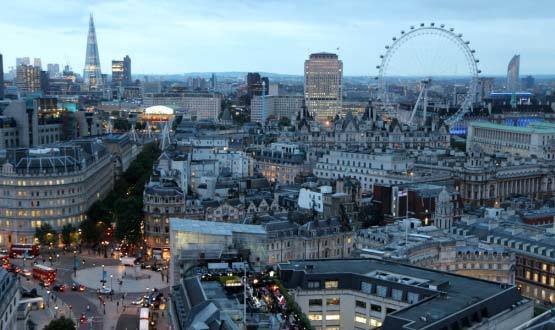 A photo showing the London skyline